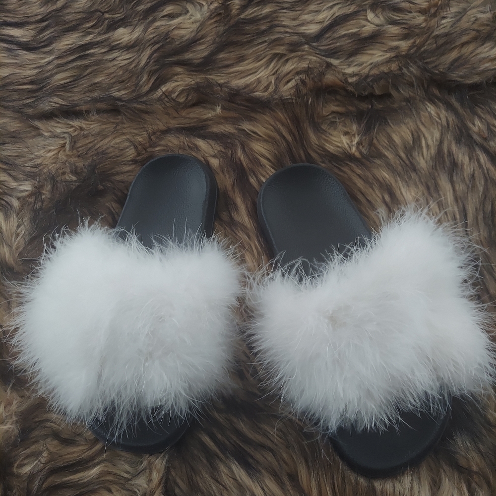 Fur Slides - Picture 2 of 3